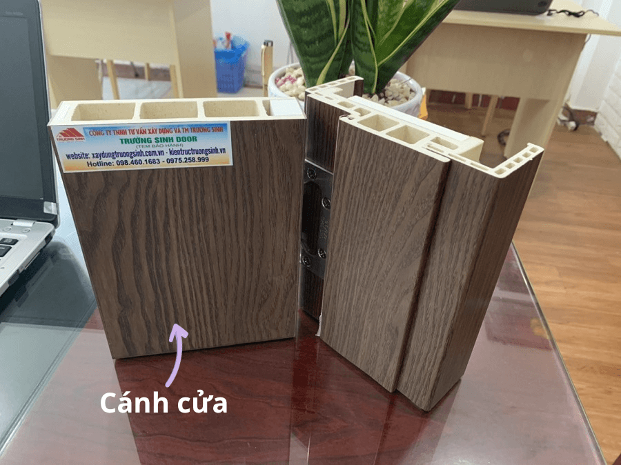 Cánh cửa nhựa Composite